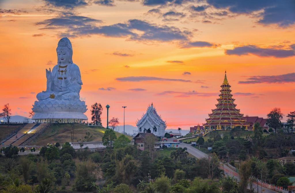 Phou Ang Kham 2 Hotel Vang Vieng Buitenkant foto