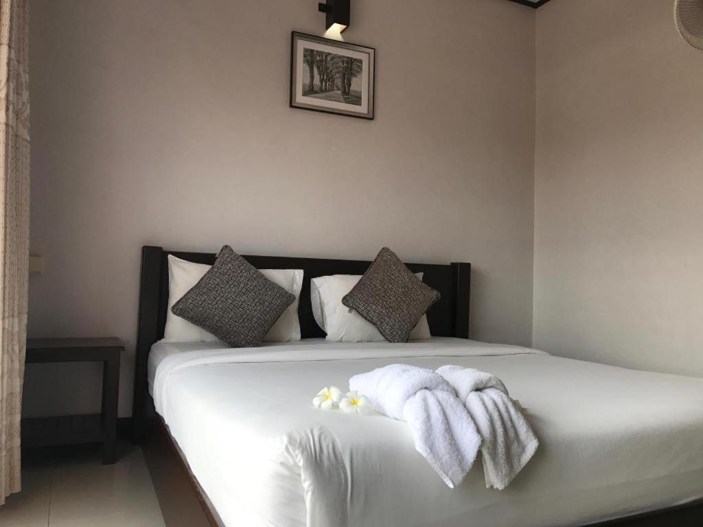 Phou Ang Kham 2 Hotel Vang Vieng Buitenkant foto