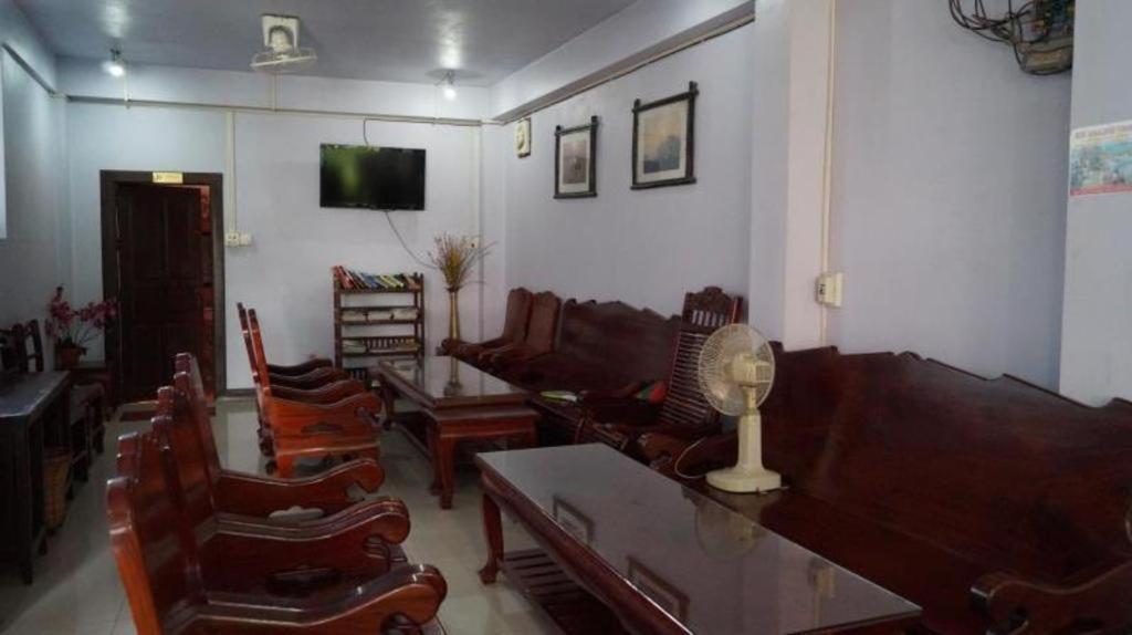 Phou Ang Kham 2 Hotel Vang Vieng Buitenkant foto