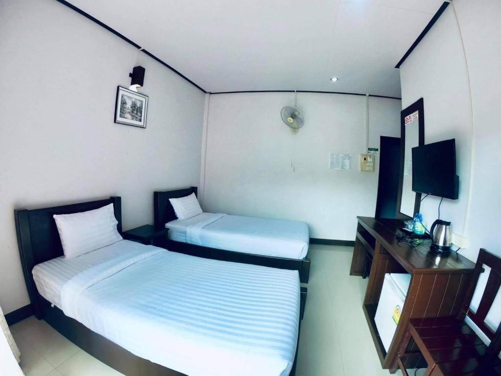 Phou Ang Kham 2 Hotel Vang Vieng Buitenkant foto
