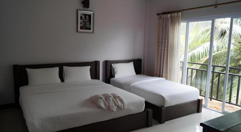 Phou Ang Kham 2 Hotel Vang Vieng Buitenkant foto