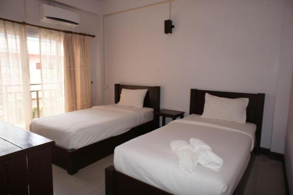 Phou Ang Kham 2 Hotel Vang Vieng Buitenkant foto