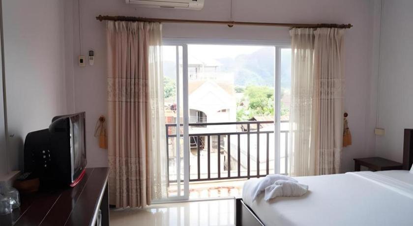 Phou Ang Kham 2 Hotel Vang Vieng Buitenkant foto